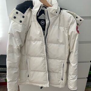 Canada Goose White Chelsea Jacket